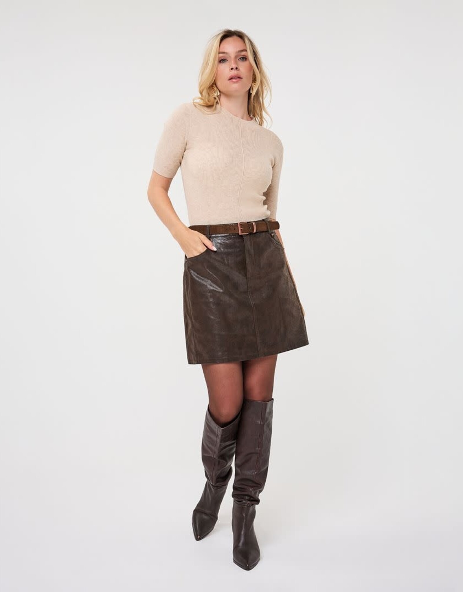 Esqualo EsQualo Structured A-Line Skirt With Belt Cacao