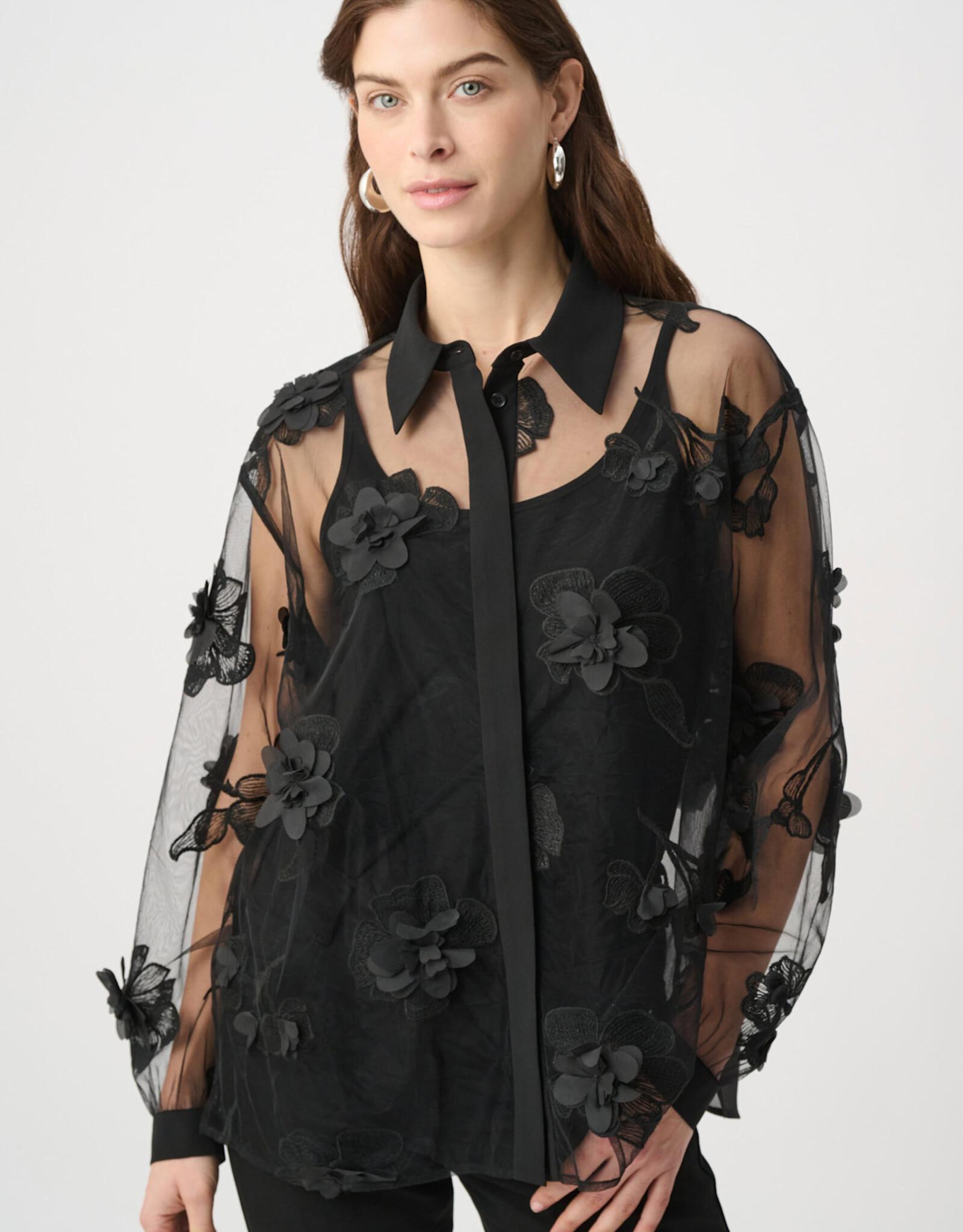 Joseph Ribkoff Joseph Ribkoff Sheer Textured Flower Applique Blouse Blk