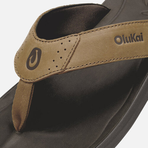 Olukai Pili Men’s Waterproof Leather Sandals
