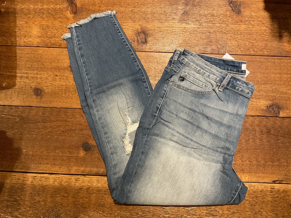 KanCan Distressed Ankle Skinny- Medium Wash- Ultra High Rise- P