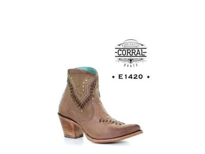 Corral "9 to 5"