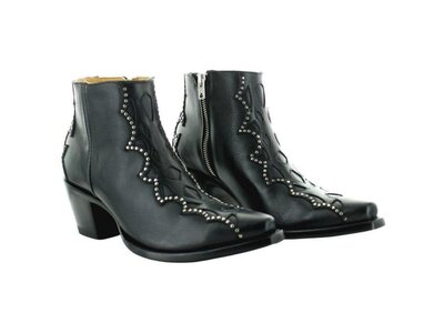 Yippee Ki Yay by Old Gringo Alessandra