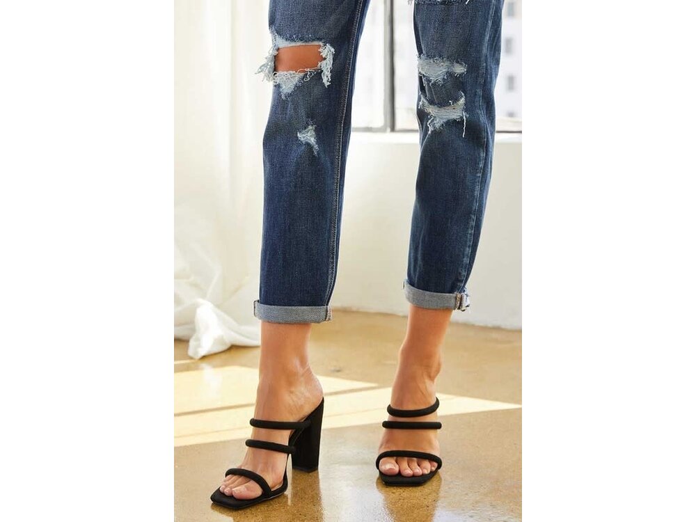 KanCan Mid-Rise Boyfriend Fit Straight Dark Distressed