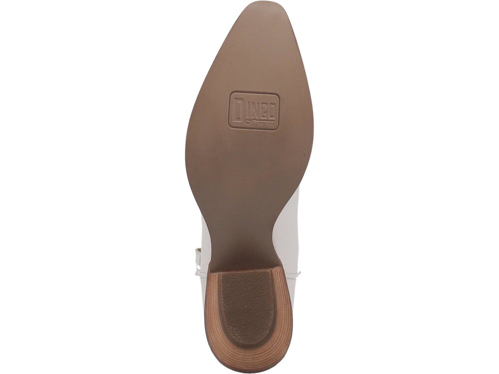 Dingo Hold Yer Horses