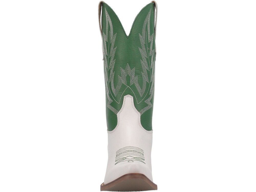 Dingo Hold Yer Horses