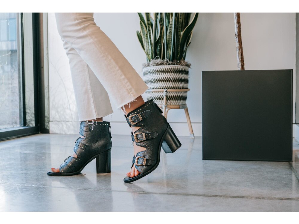 Dingo Ziggy Western Sandal - Black