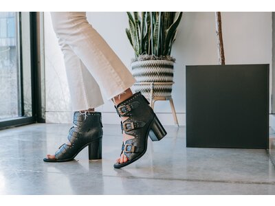 Dingo Ziggy Western Sandal - Black