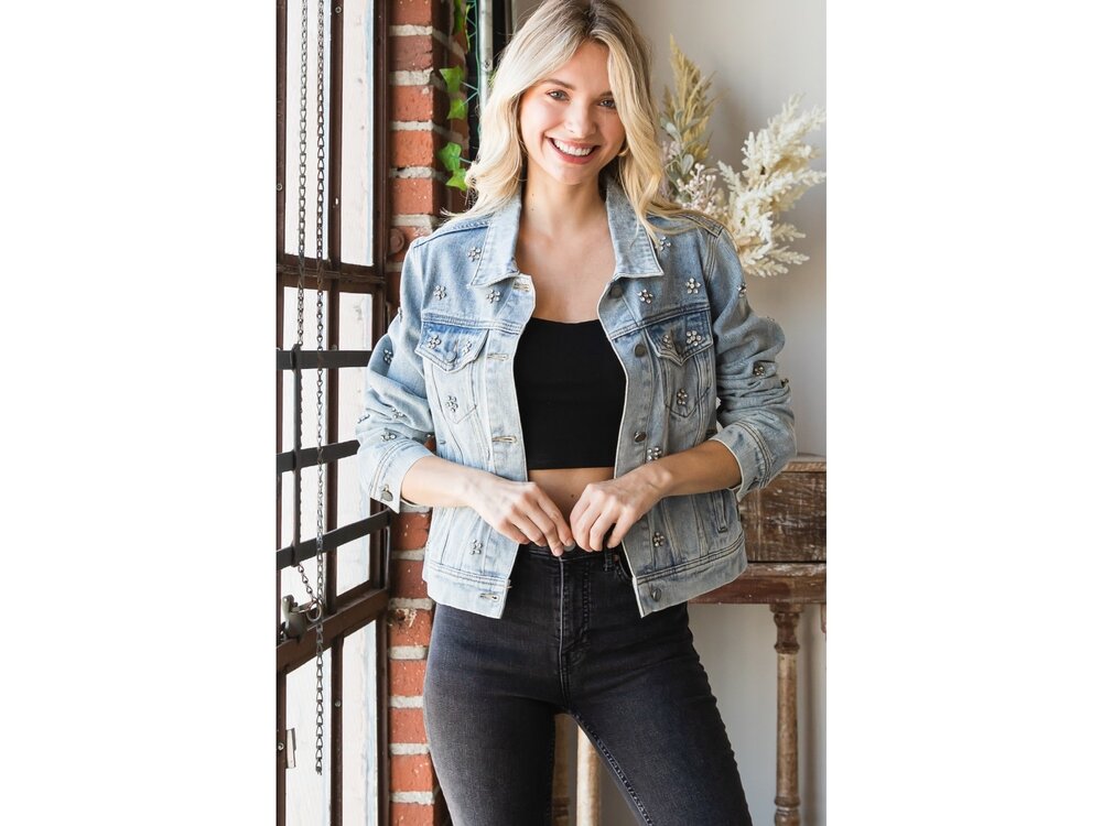 Veveret Rhinestone Flower Denim Jacket