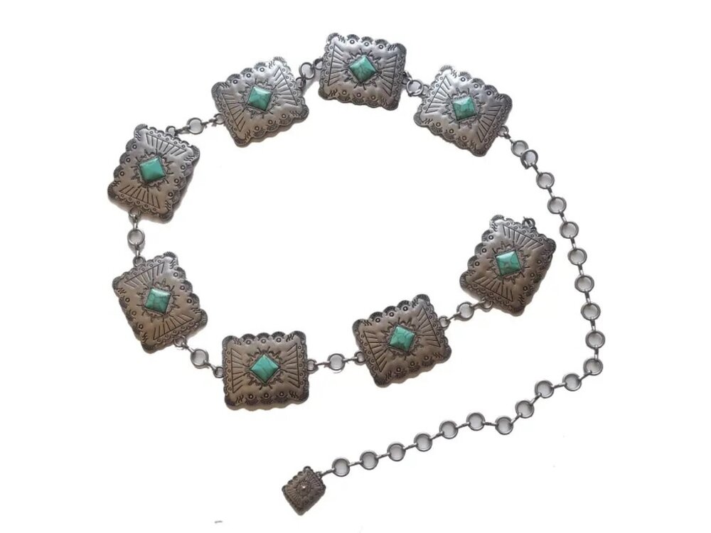 PLUS - Western Silver Square Concho Belt
