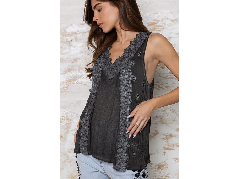 Pol Floral Embroidered V-Neck Top