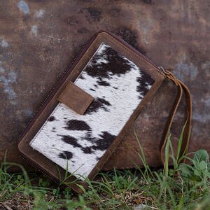 STS Ranchwear Cowhide Bentley Wallet Tornado