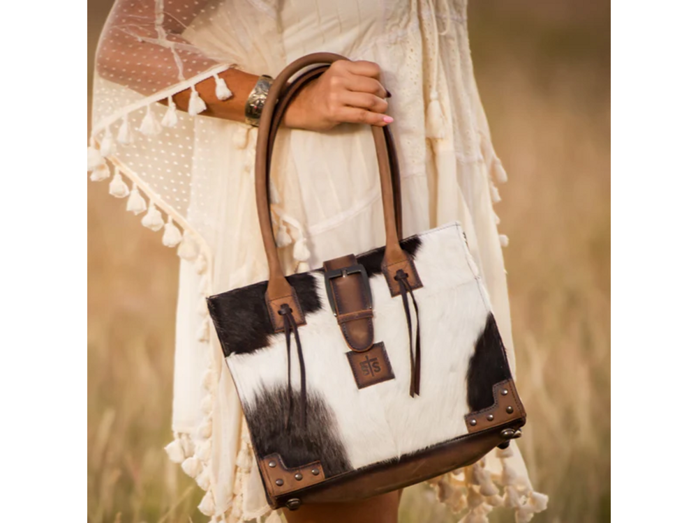 STS Ranchwear StS Ranchwear Cowhide Belt Tote