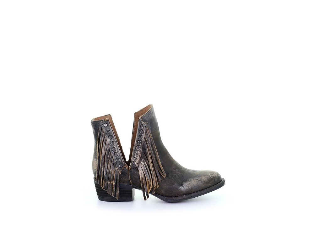 Circle G Ballad of Curtis Loew- Q5089