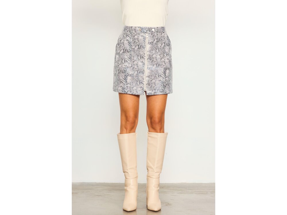 Skies Are Blue Suede Snakeskin Pattern Skirt- White