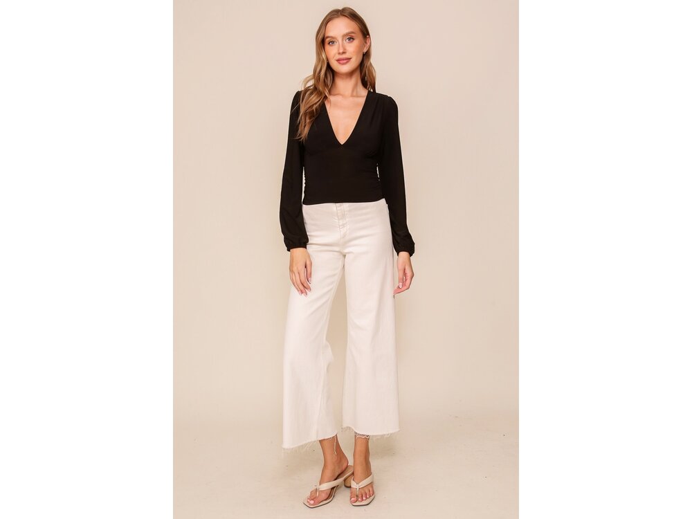 Timing V-Neck Ruched Side LongSleeve- Black