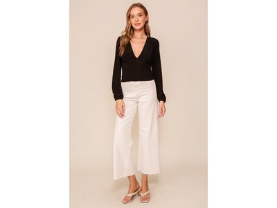 Timing V-Neck Ruched Side LongSleeve- Black