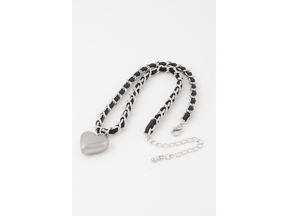 Interlaced Heart Pendant Necklace-