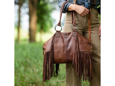 STS Ranchwear Indie Carmen Purse- Walnut