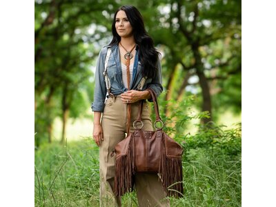 STS Ranchwear Indie Carmen Purse- Walnut
