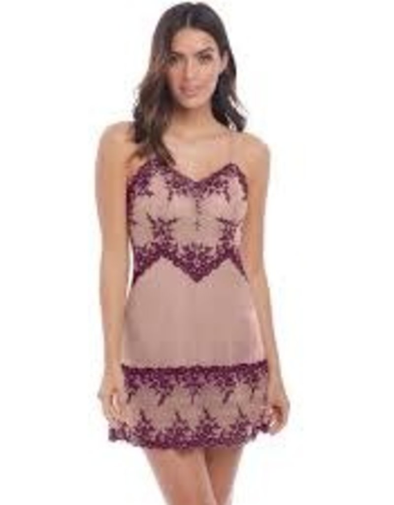 WACOAL WACOAL EMBRACE LACE CHEMISE