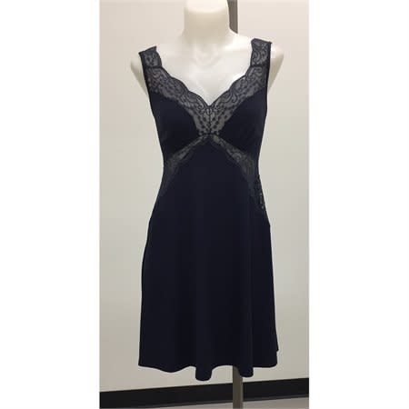 Najerika Bambo w/lace Chemise