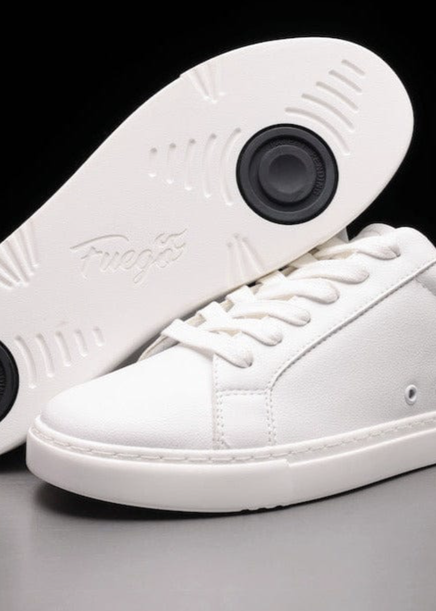 FUEGO LOW-TOP DANCE SNEAKER
