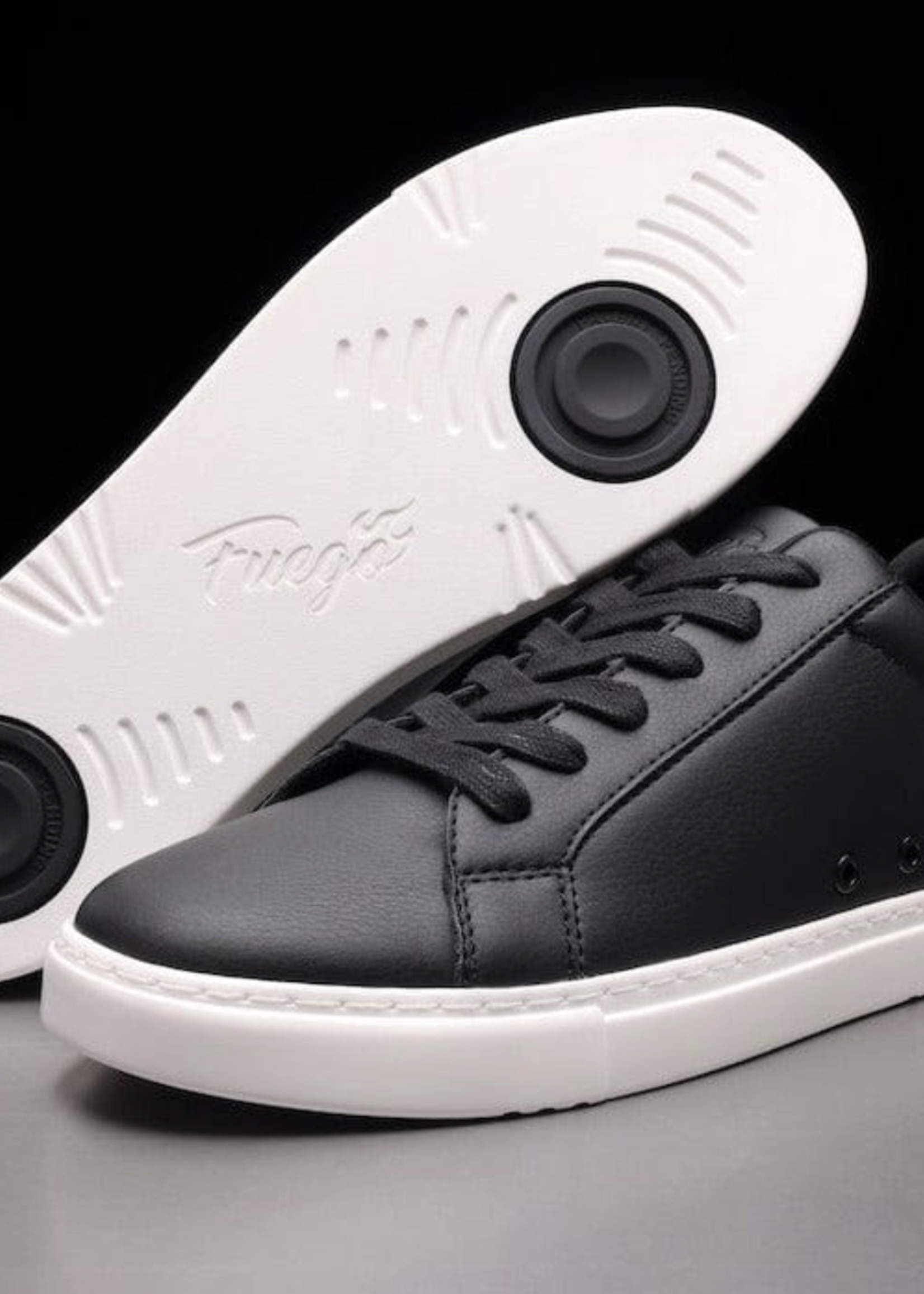 FUEGO LOW-TOP DANCE SNEAKER