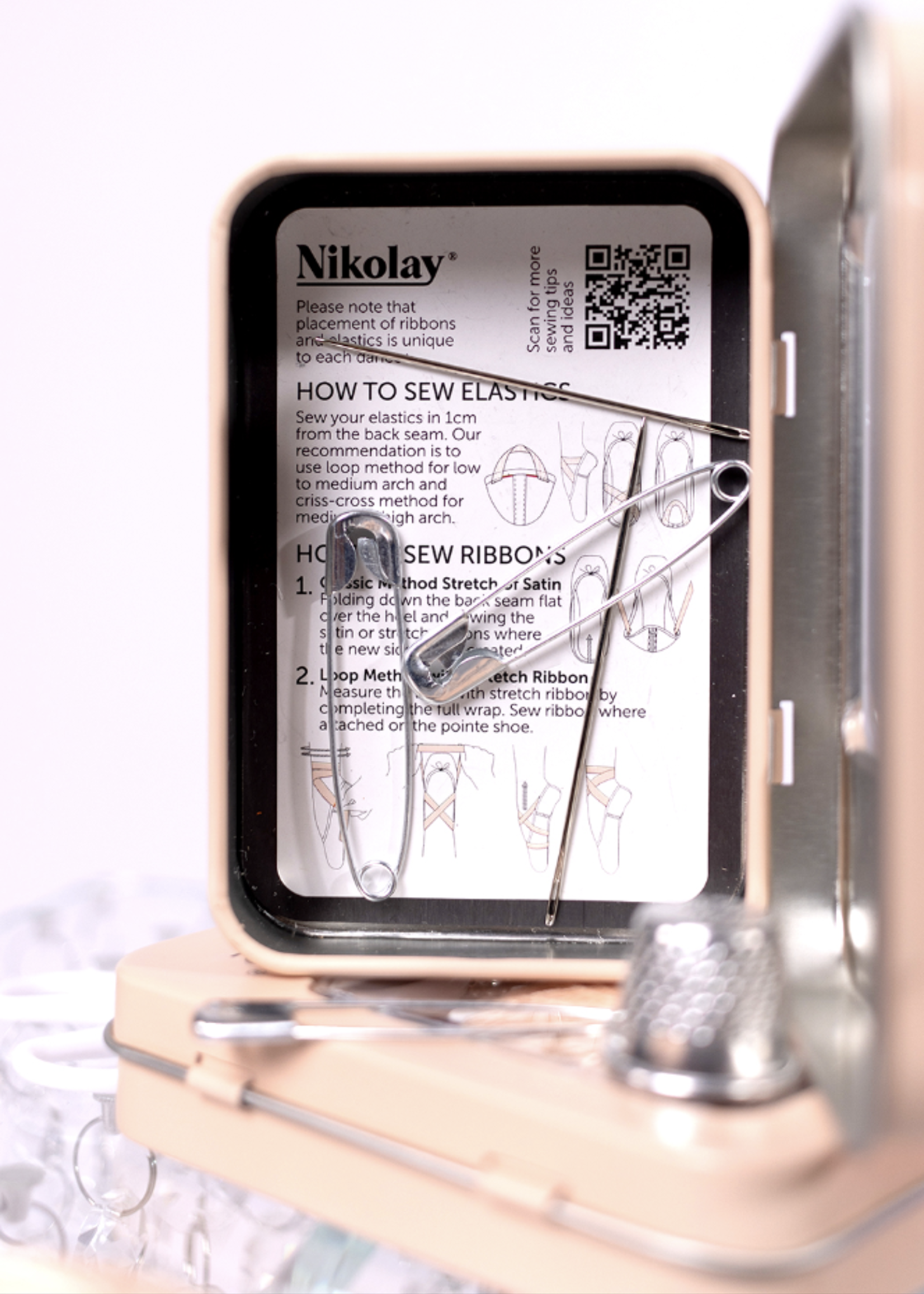 NIKOLAY SEWING KIT