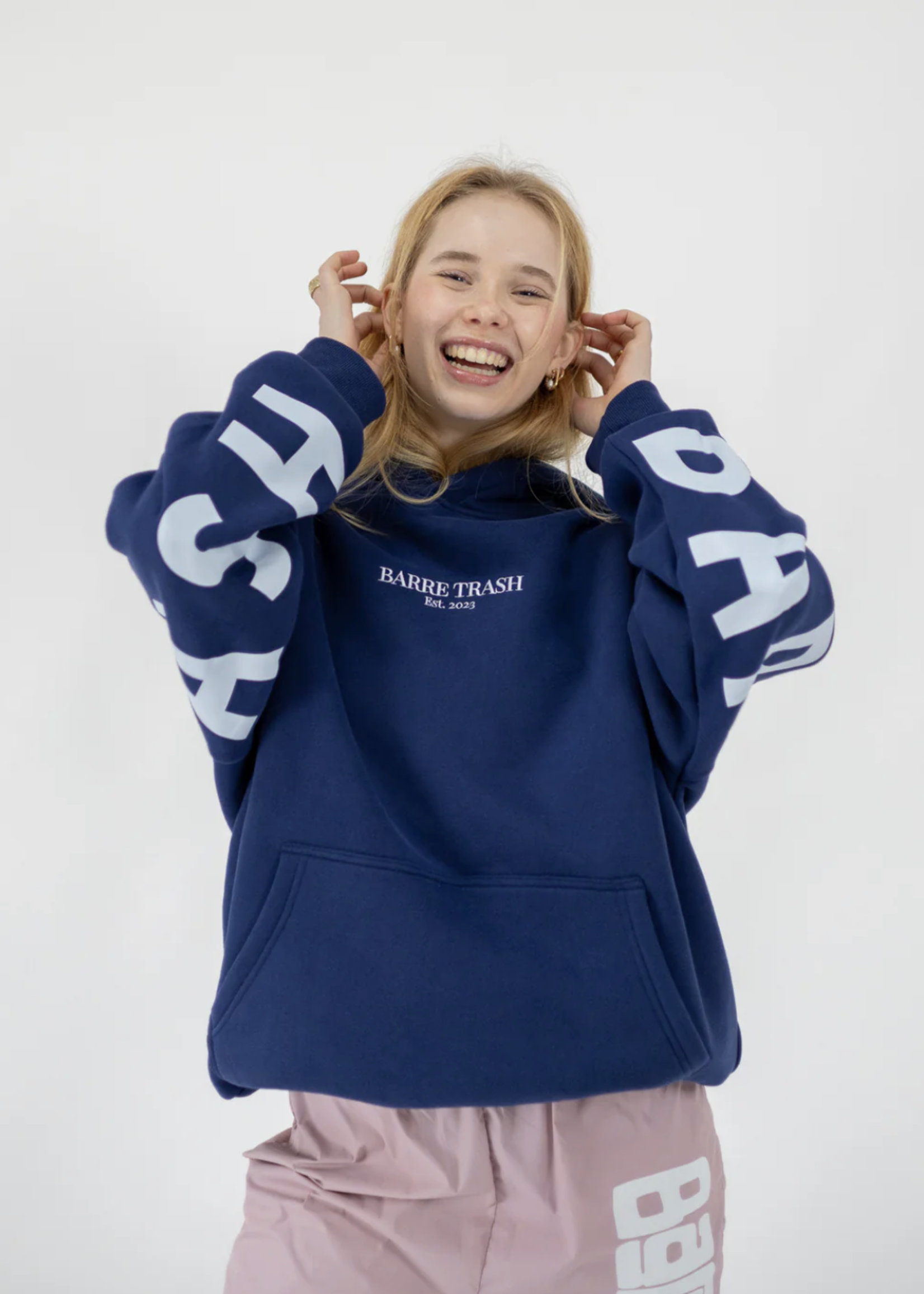 BARRE TRASH THE OVERSIZED HOODIE