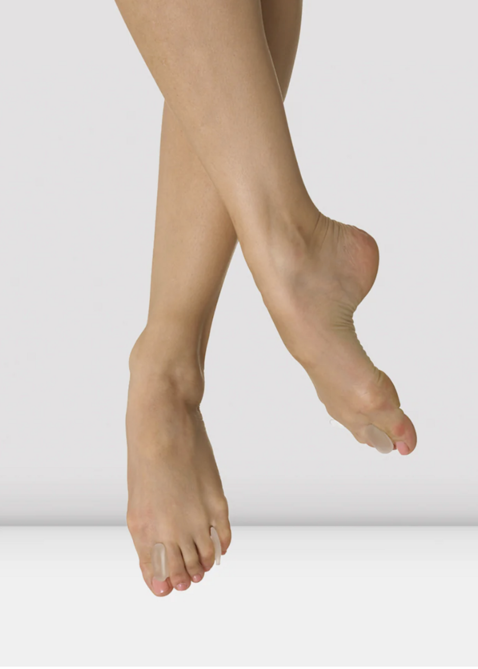 BLOCH SPACE ENHANCERS SET