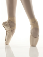 R-CLASS FANTASIA POINTE SHOE