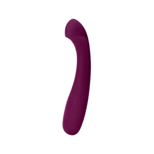 Dame Canada Arc by Dame