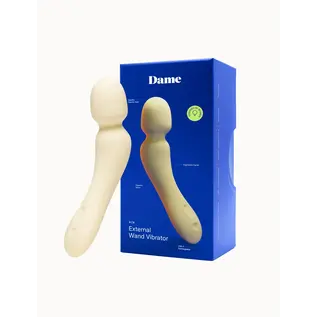 Dame Canada Min by Dame