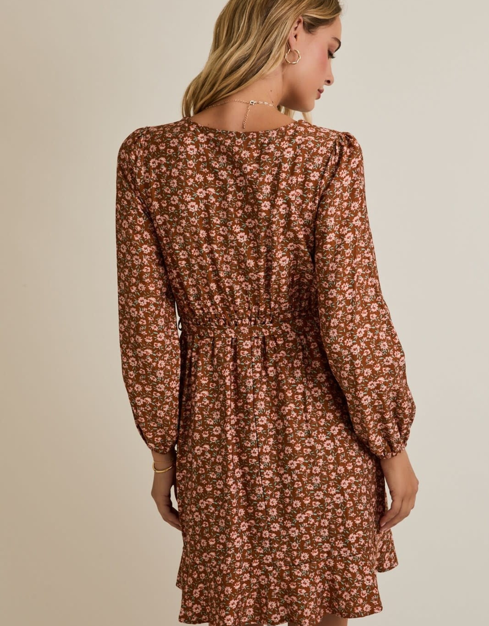 Miss Bliss Gilli R Nck Long Slv Waist Tie Disty Mini Dress-Mocha/Taupe