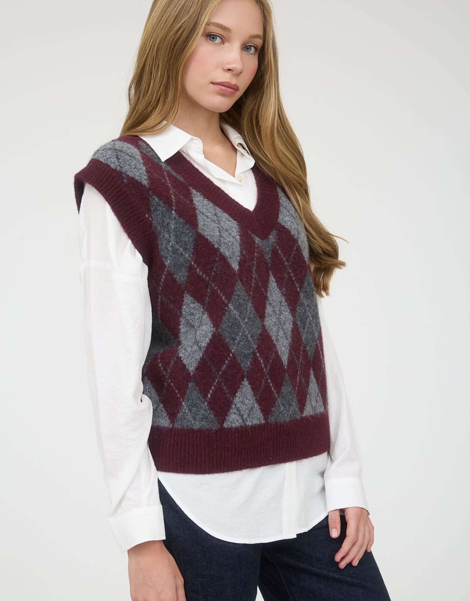 Miss Bliss Blu Argyle V Neck Sleeveless Knit Pullover Vest- Oxblood/multi