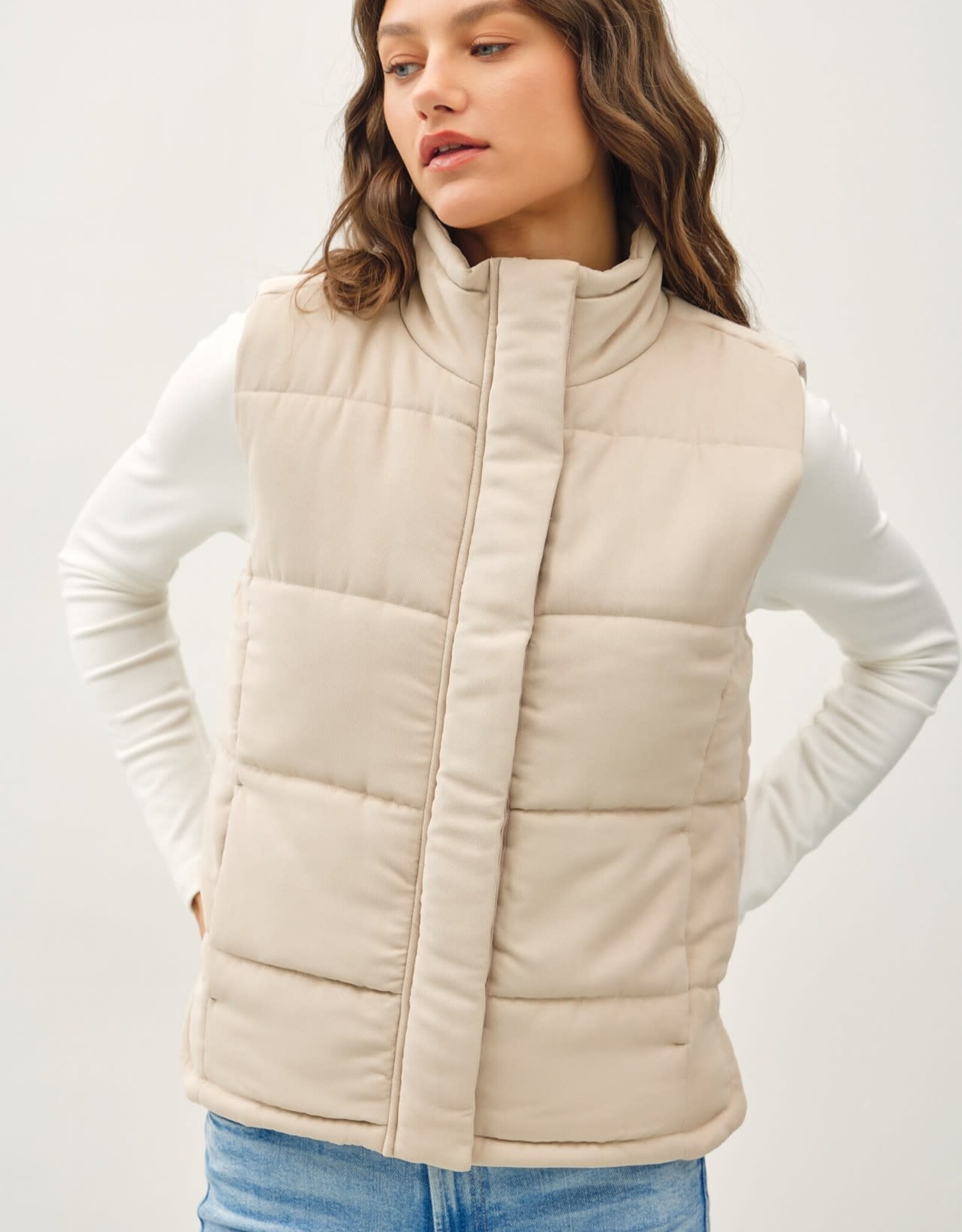 Miss Bliss BC Color-Suede Like Puffer Vest-Beige