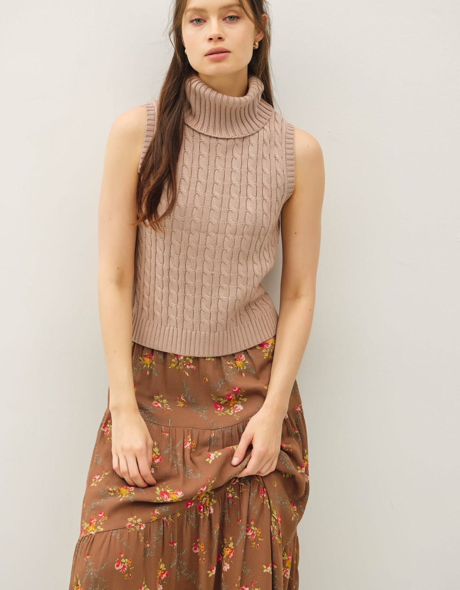 Miss Bliss BC Chunky Cable Sweater Vest Top-Taupe