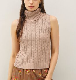 Miss Bliss Chunky Cable Sweater Vest Top-Taupe