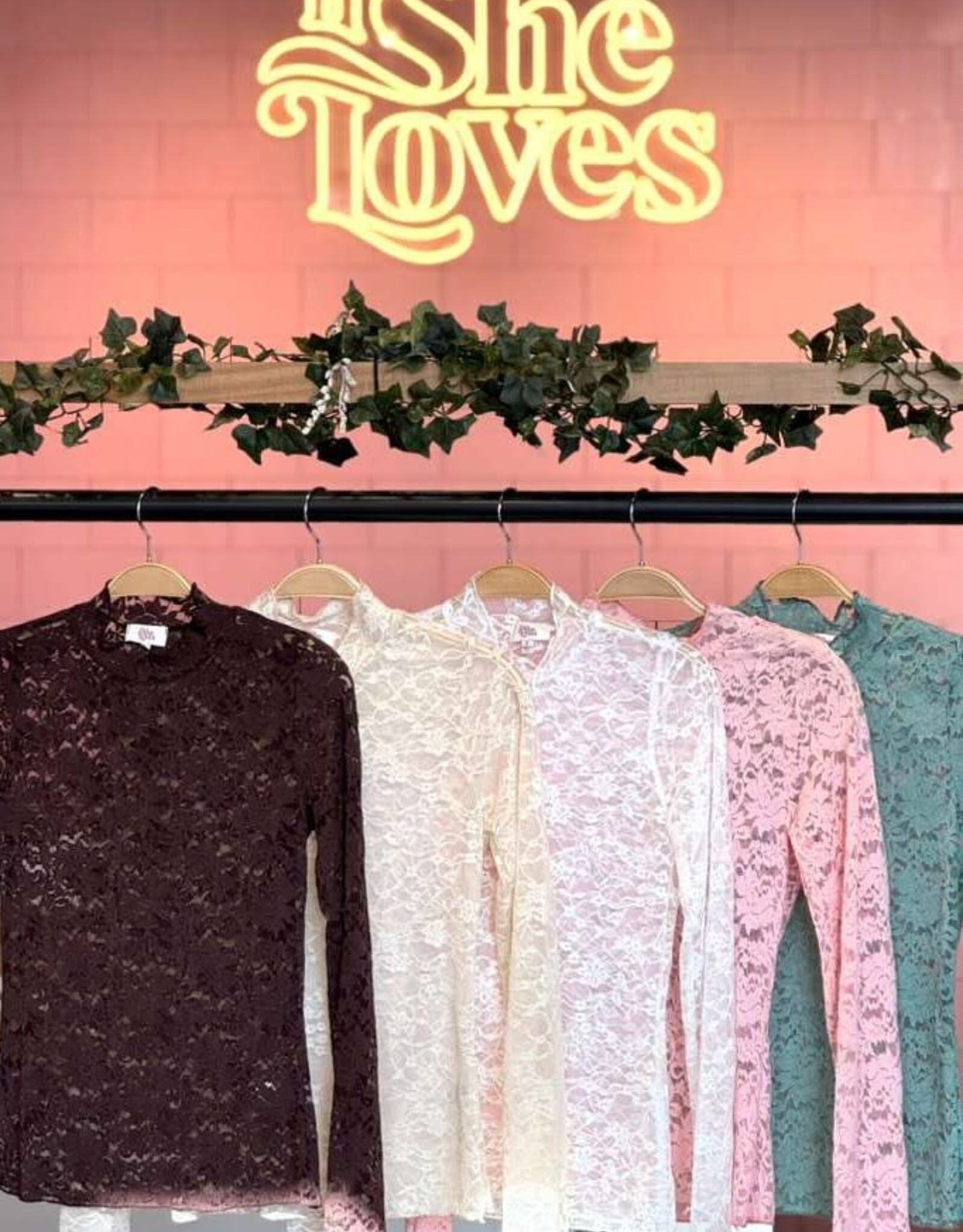 Miss Bliss ILS Hanoi Lace LS Top-White