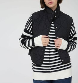 Miss Bliss Snap Button Quilted Puffer Vest-Black