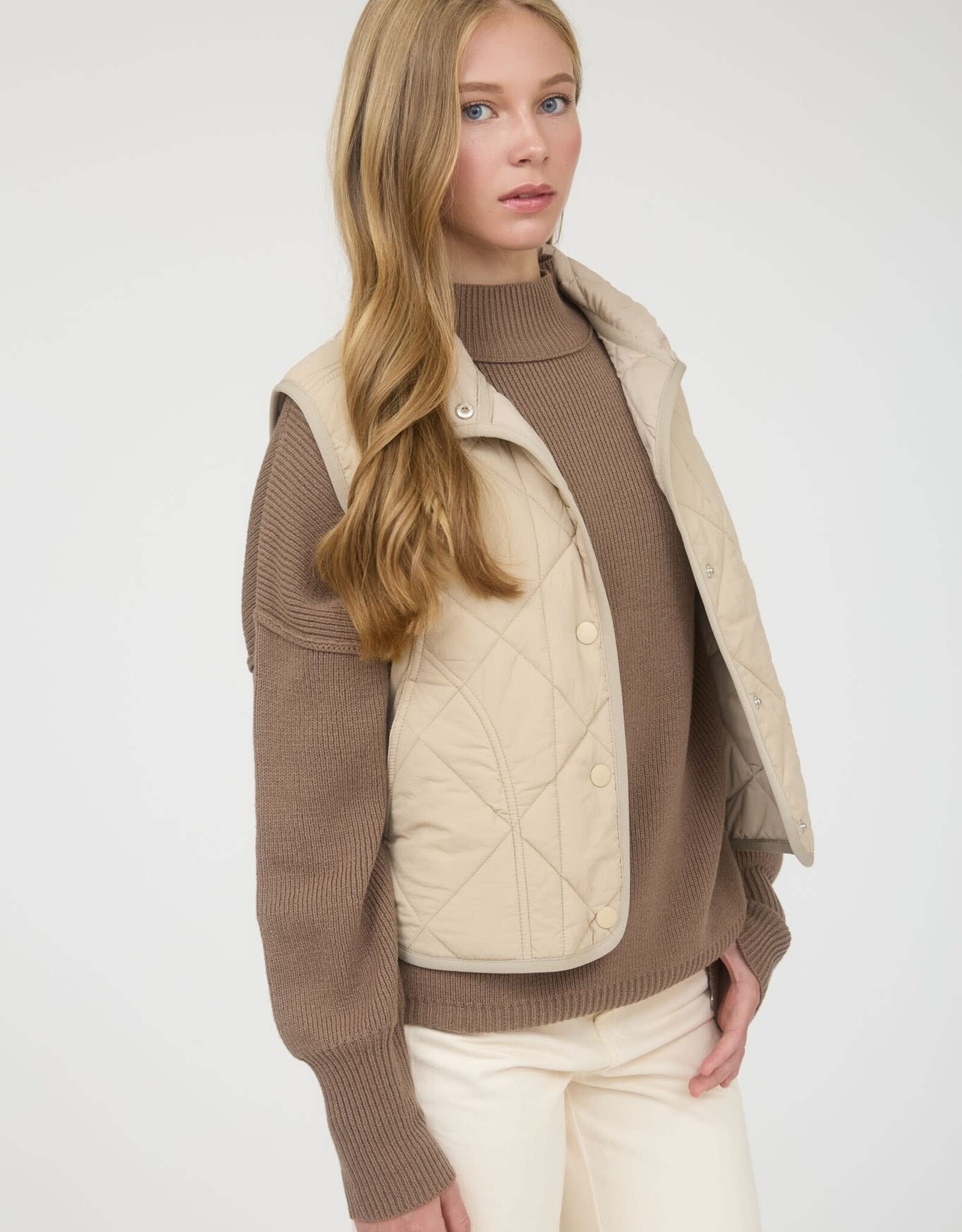 Miss Bliss M&E Snap Button Quilted Puffer Vest-Khaki