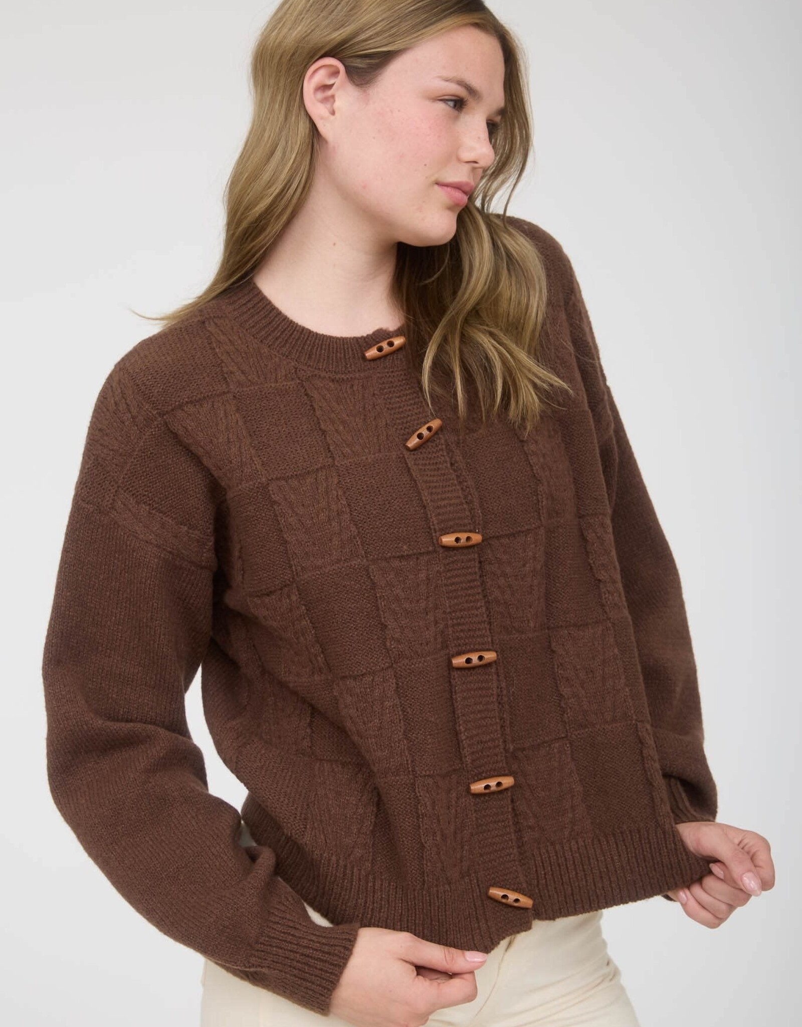 Miss Bliss M&E Checkered Toggle Btn Dwn Knit Cardigan-Brown