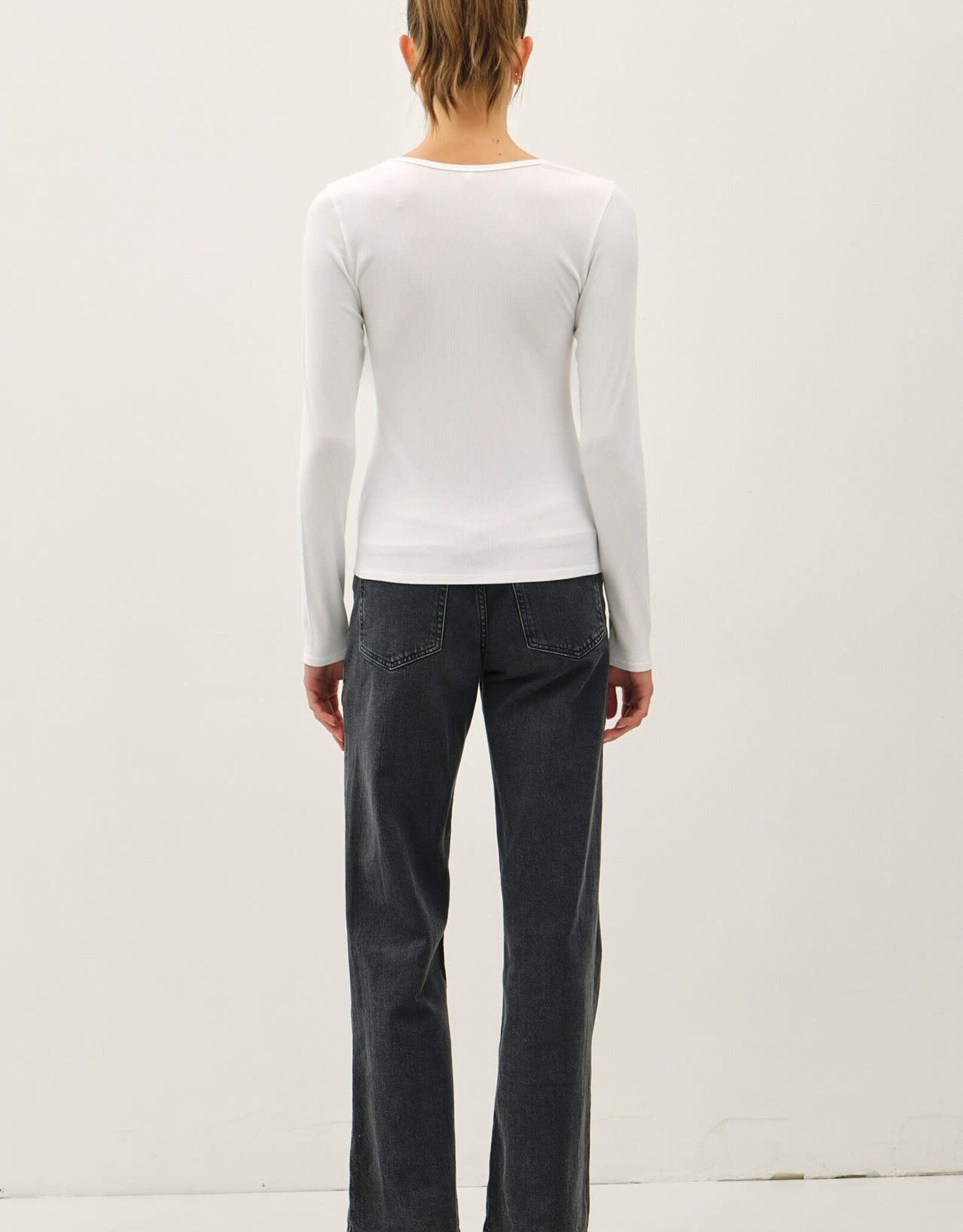 Miss Bliss BC Ribbed Notched Neck LS Basic Top-Off White