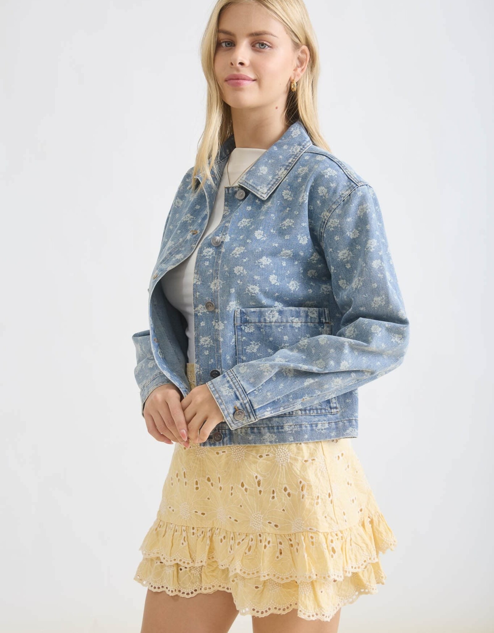Miss Bliss Blu Floral Wash Denim Collared Button Down Jacket