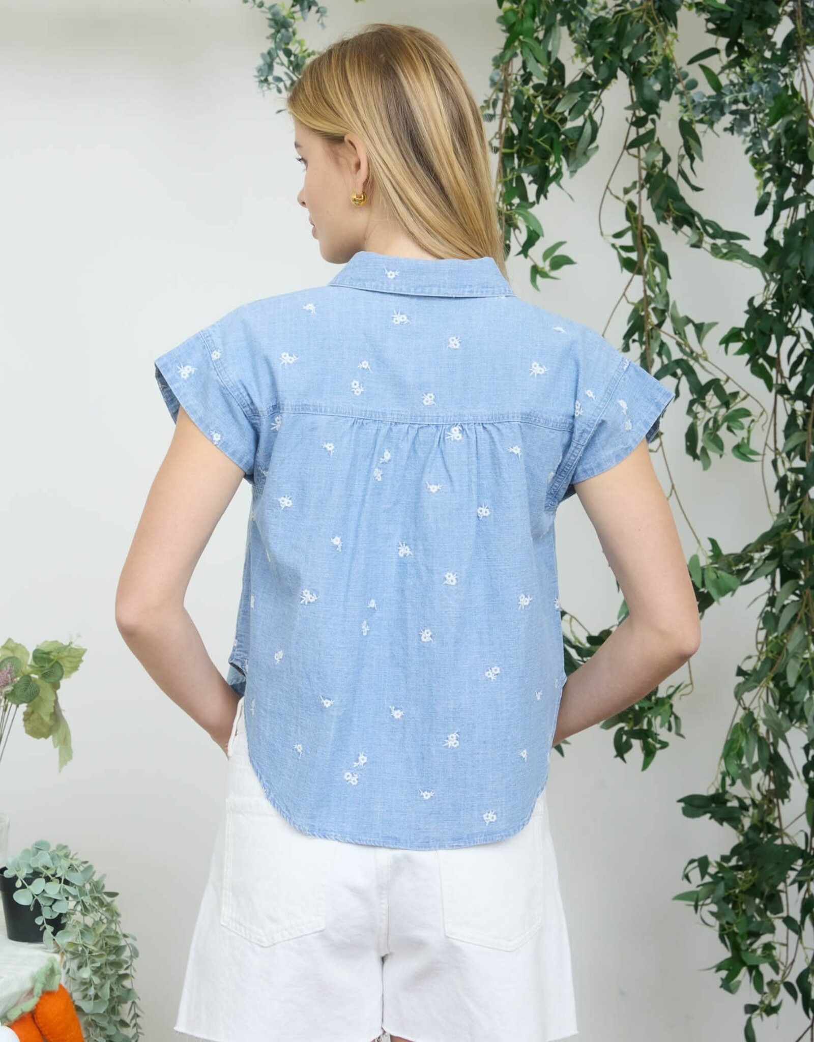 Miss Bliss Blu Embroid. Floral Pattern Denim Shirt-Chambray
