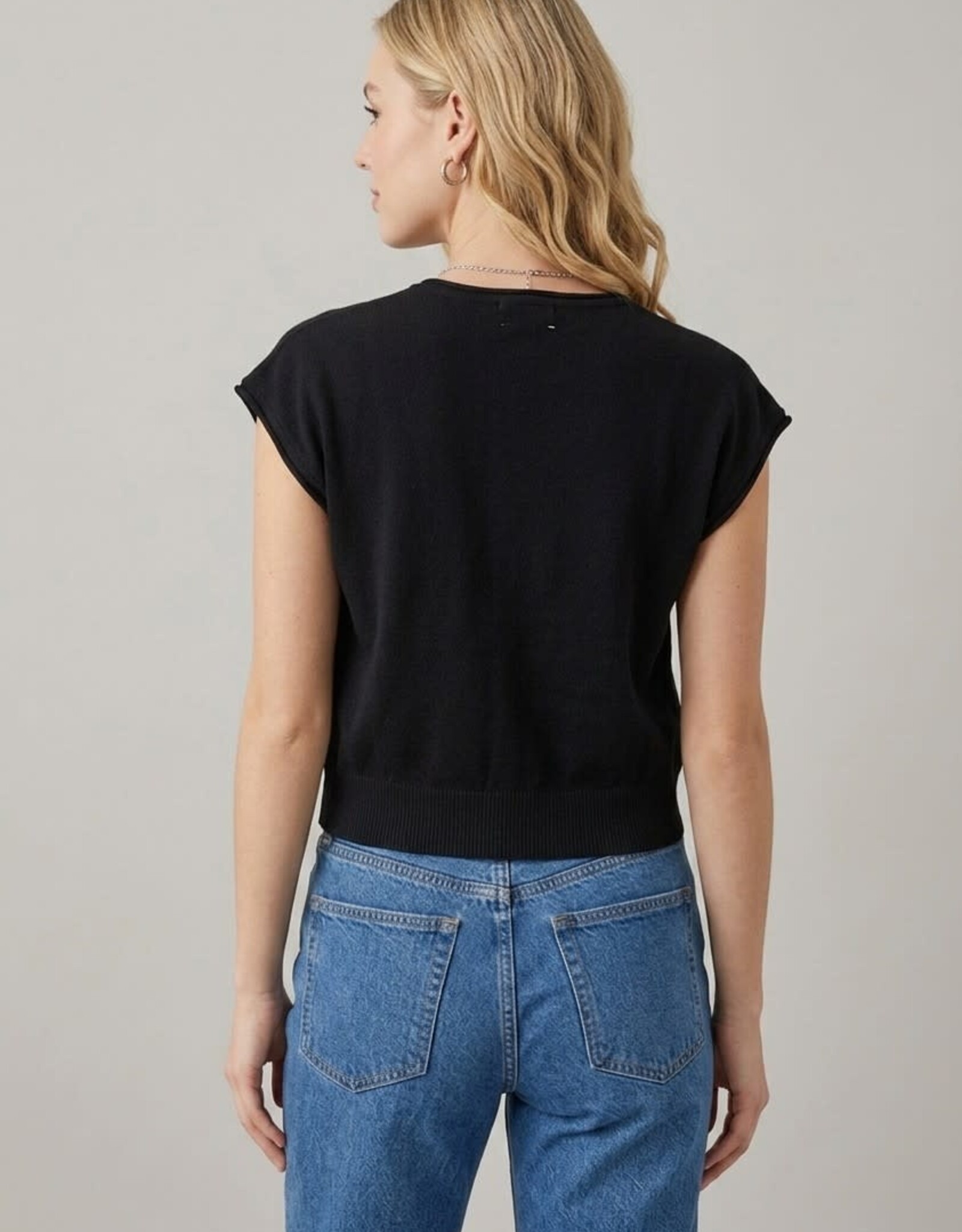 Miss Bliss Dream Chic SS Cropped Cardigan-Black