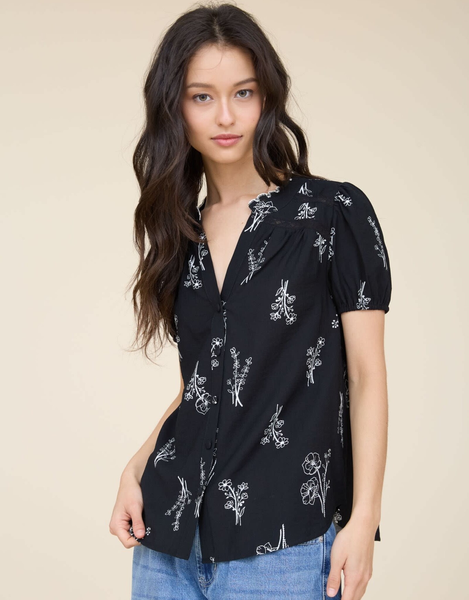 Miss Bliss Blu Floral Print Split Neck SS Linen Top- Black