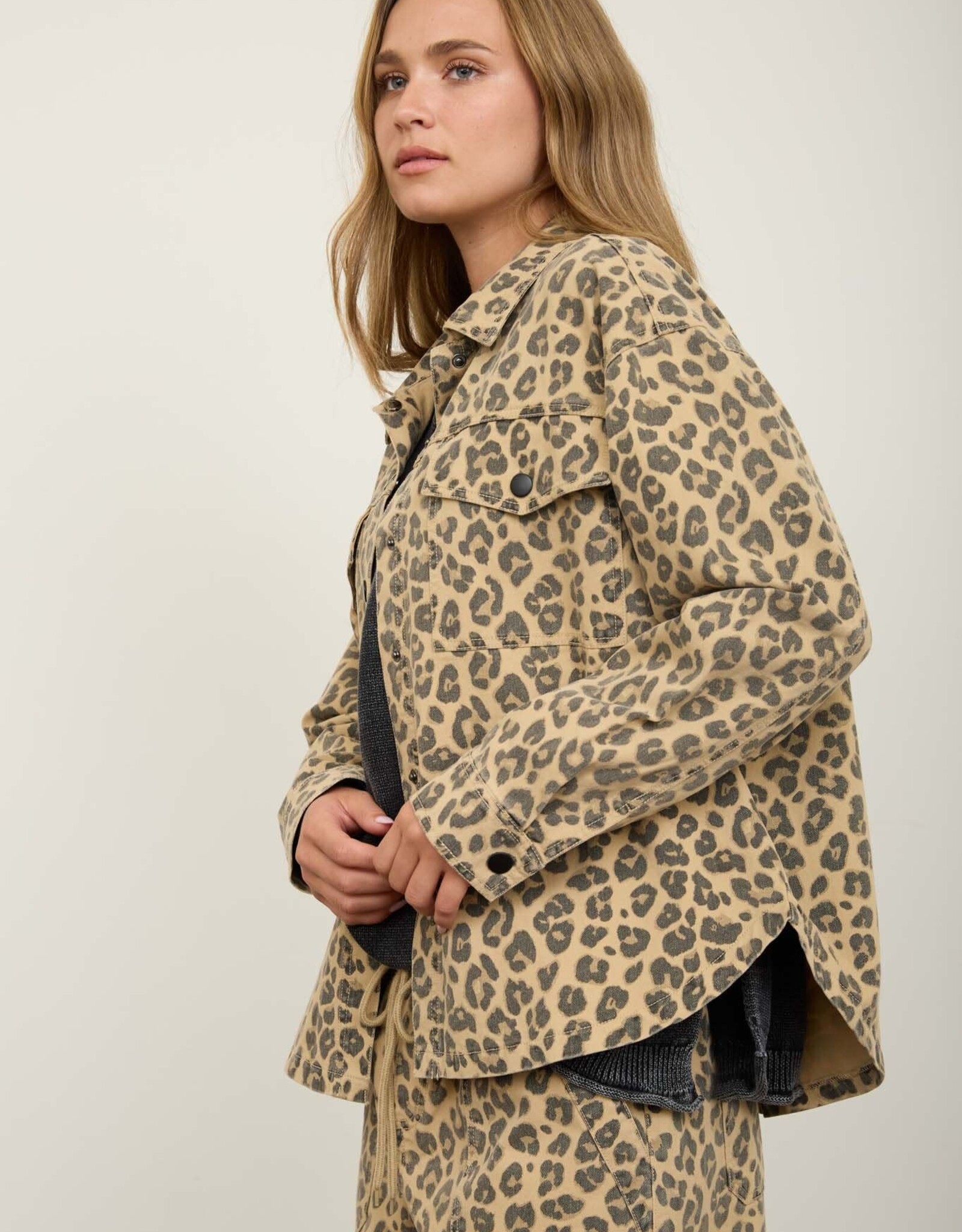 Miss Bliss Blu Leopard Print Collared Button Down Shacket- Brown
