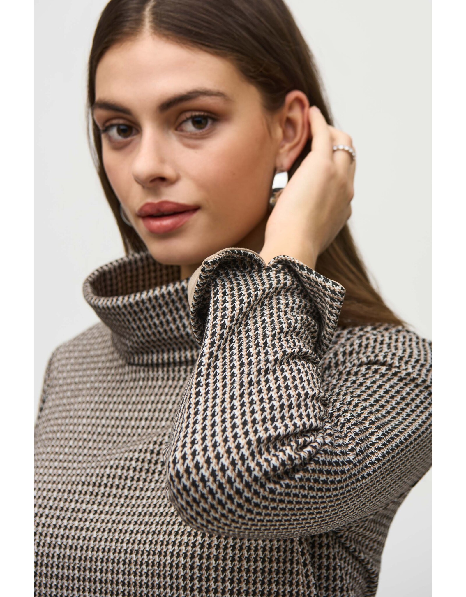 JOSEPH RIBKOFF 244074 TOP