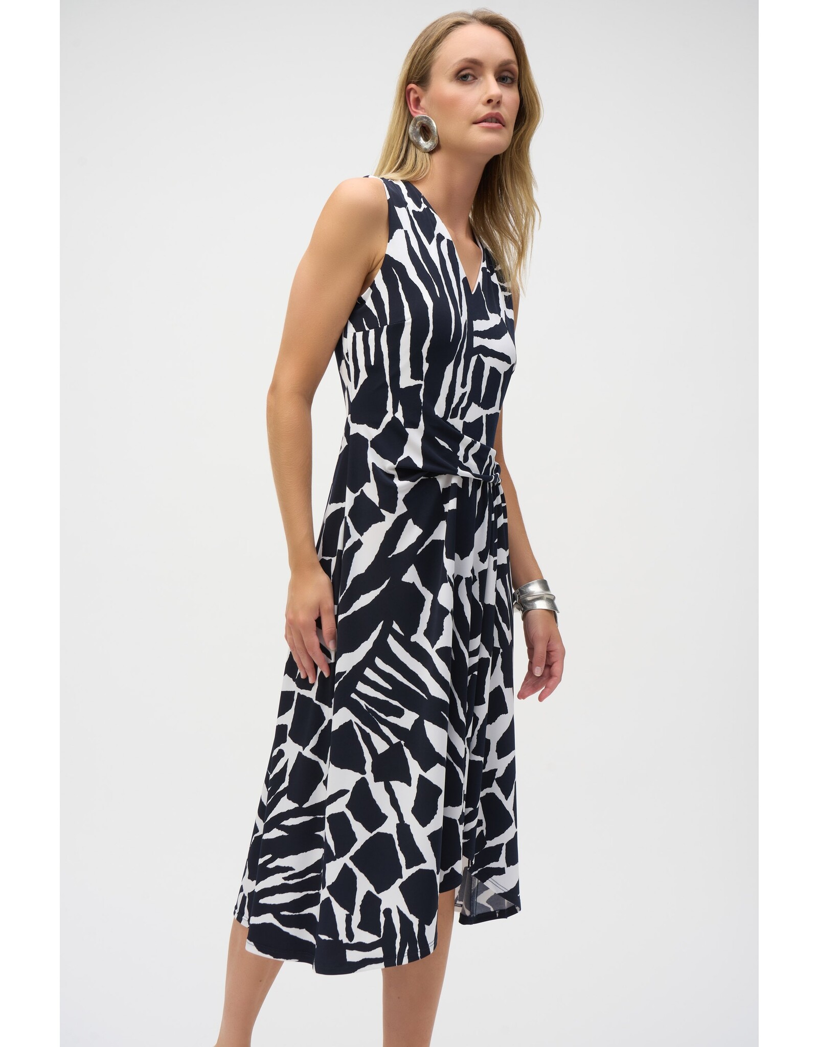 JOSEPH RIBKOFF 252199 DRESS